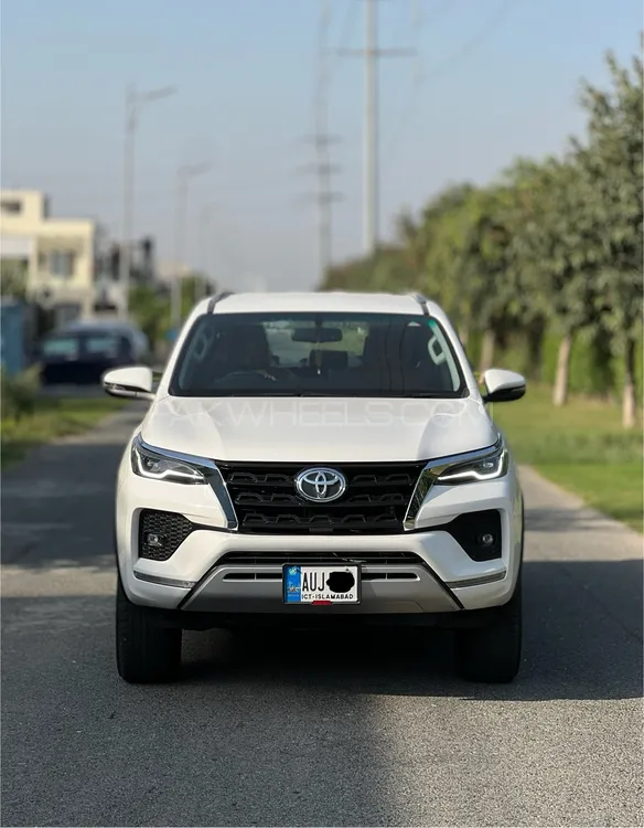 Toyota Fortuner 2021 for Sale in Lahore Image-1