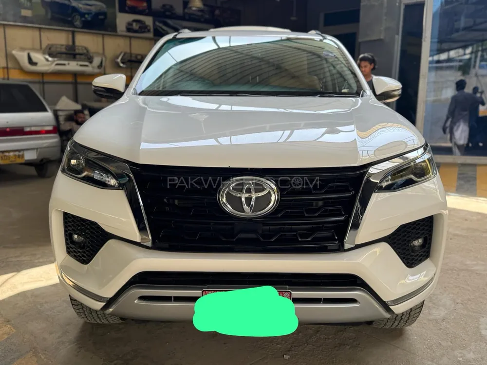 Toyota Fortuner 2022 for Sale in Karachi Image-1