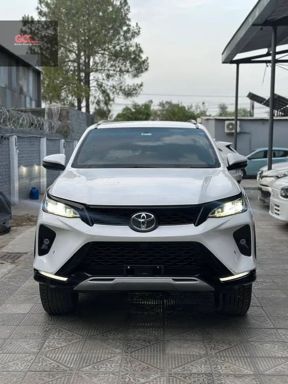 Toyota Fortuner 2023 for Sale in Islamabad Image-1