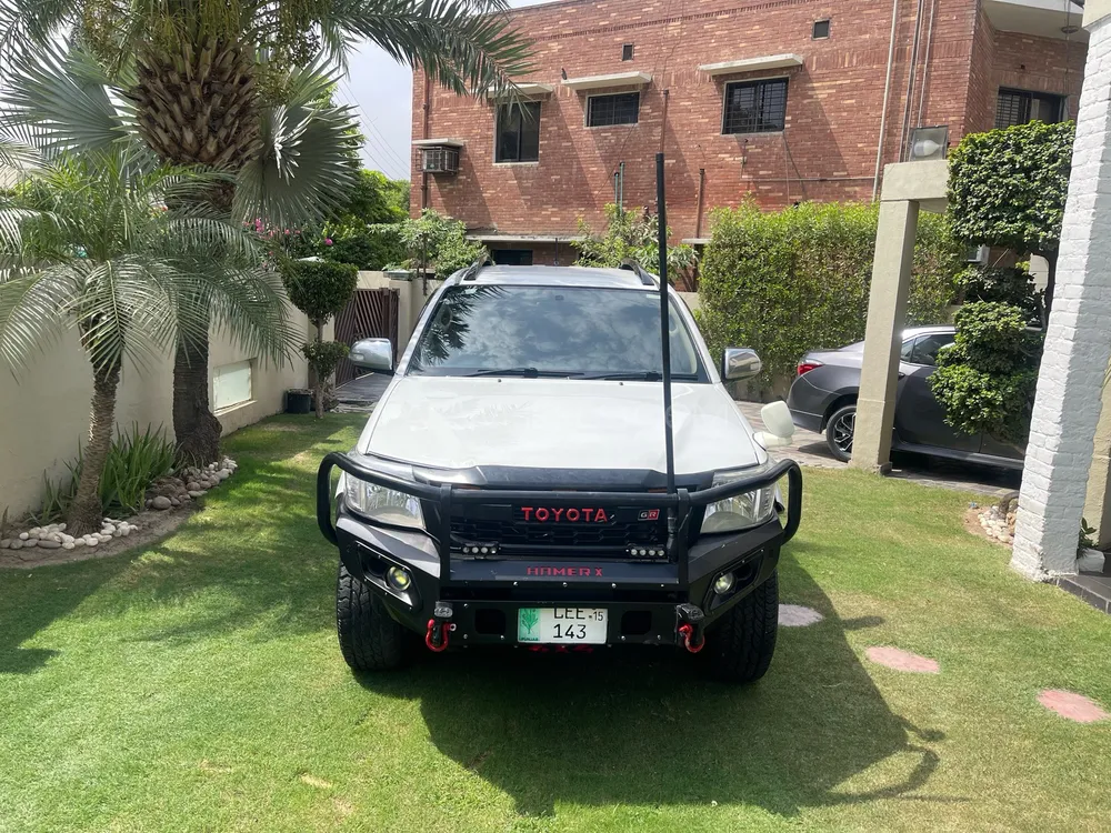 Toyota Hilux 2015 for Sale in Lahore Image-1