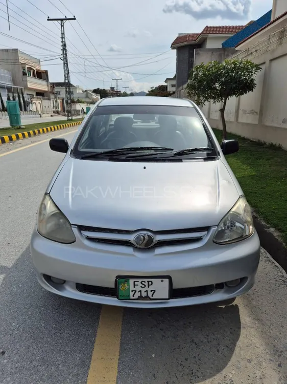 Toyota Platz 2005 for Sale in Akora khattak Image-1
