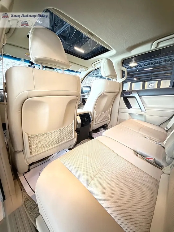 Toyota Prado 2021 for Sale in Karachi Toyota Prado 2021 for Sale in Karachi Image-6