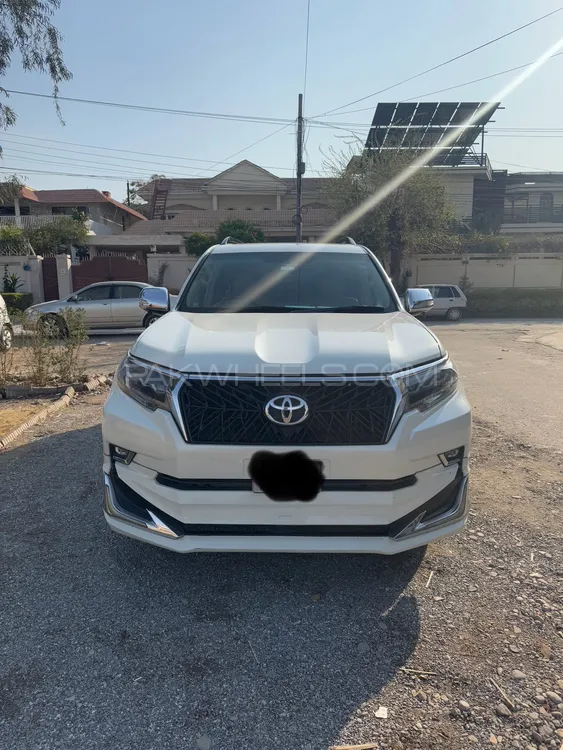 Toyota Prado 2011 for Sale in Peshawar Image-1