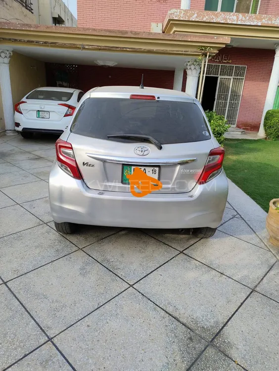 Toyota Vitz 2015 for Sale in Lahore Image-1
