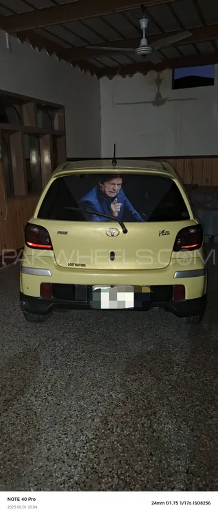Toyota Vitz 2003 for Sale in Peshawar Image-1