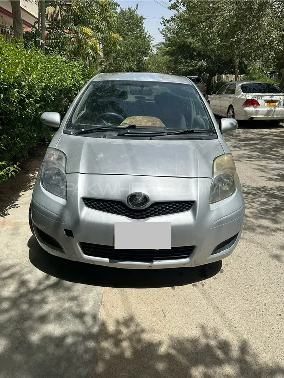 Toyota Vitz 2010 for Sale in Quetta Image-1