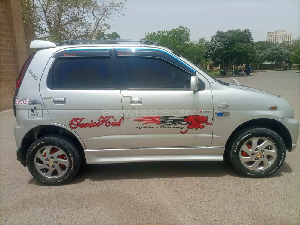 Daihatsu Terios Kid 2001 for Sale in Karachi Image-1