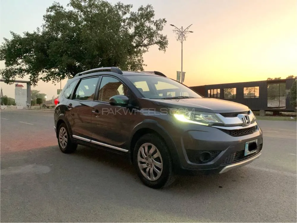 Honda BR-V 2019 for Sale in Lahore Image-1