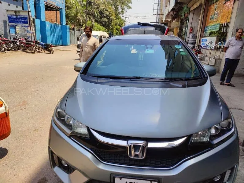 Honda Fit 2018 for Sale in Lahore Image-1
