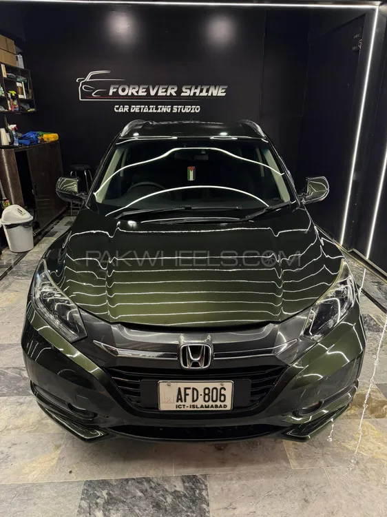Honda Vezel 2014 for Sale in Islamabad Image-1