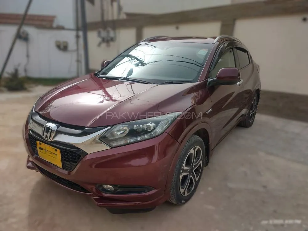 Honda Vezel 2014 for Sale in Karachi Image-1