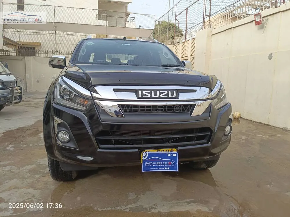 ازوزو ڈی-میکس 2024 for Sale in کراچی Image-1