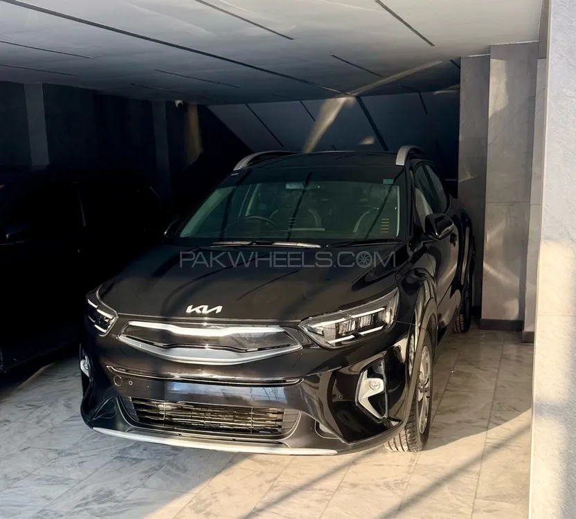 KIA Stonic 2024 for Sale in Rawalpindi Image-1