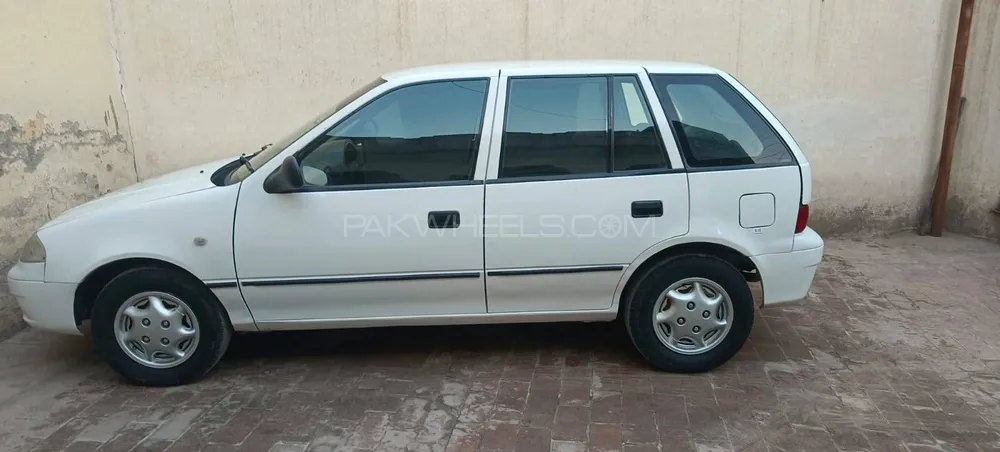 Suzuki Cultus 2006 for Sale in Peshawar Image-1