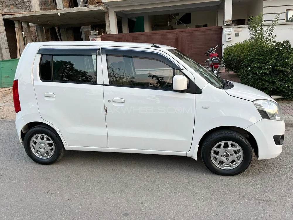 Suzuki Wagon R 2018 for Sale in Islamabad Image-1