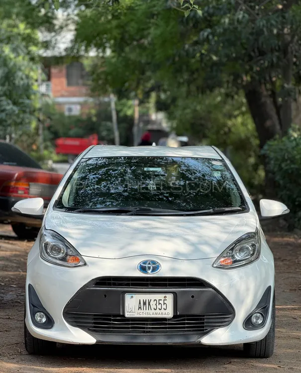 Toyota Aqua 2017 for Sale in Lahore Image-1