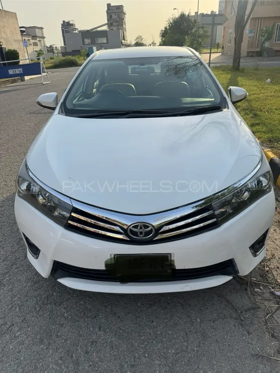 Toyota Corolla 2017 for Sale in Sialkot Image-1