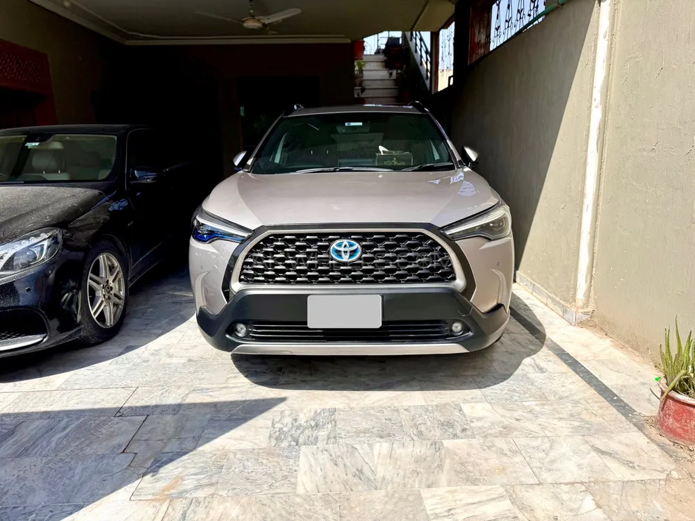 Toyota Corolla Cross 2024 for Sale in Islamabad Image-1