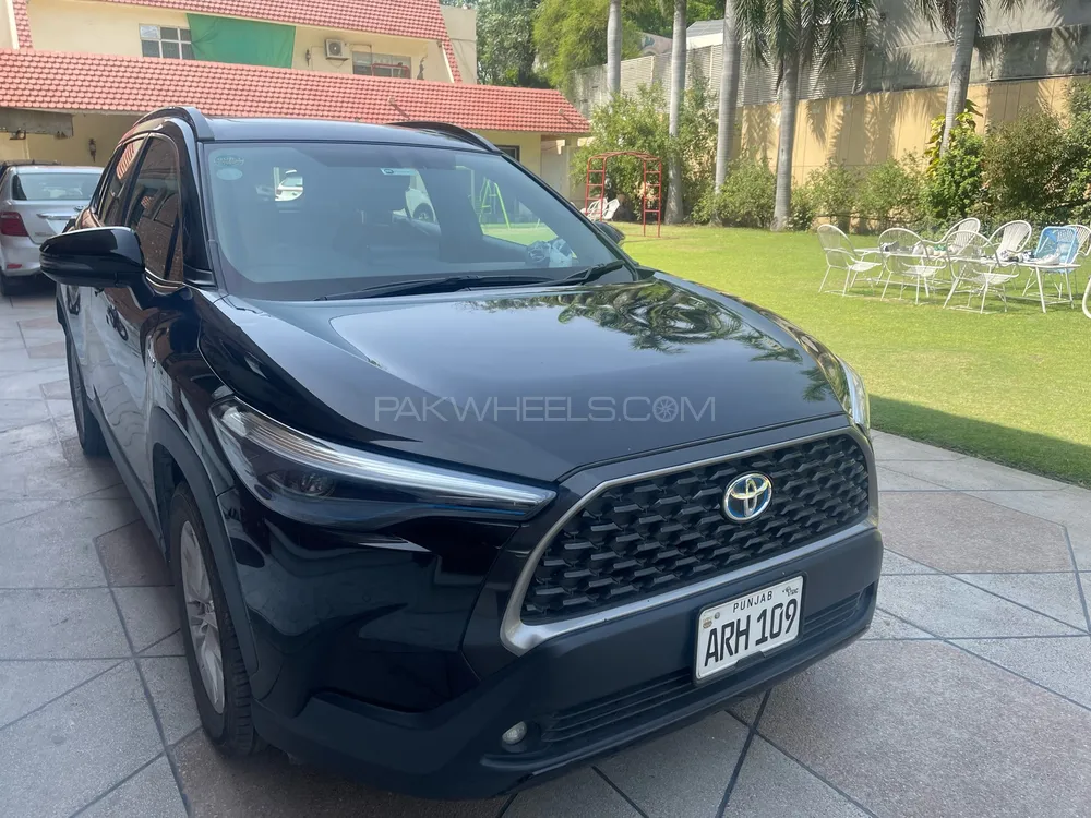 Toyota Corolla Cross 2024 for Sale in Lahore Image-1