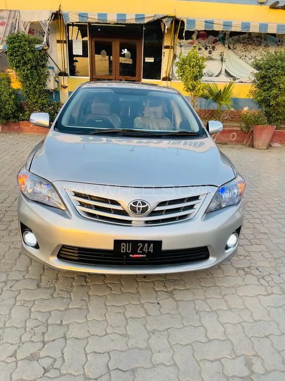 Toyota Corolla 2014 for Sale in Peshawar Image-1