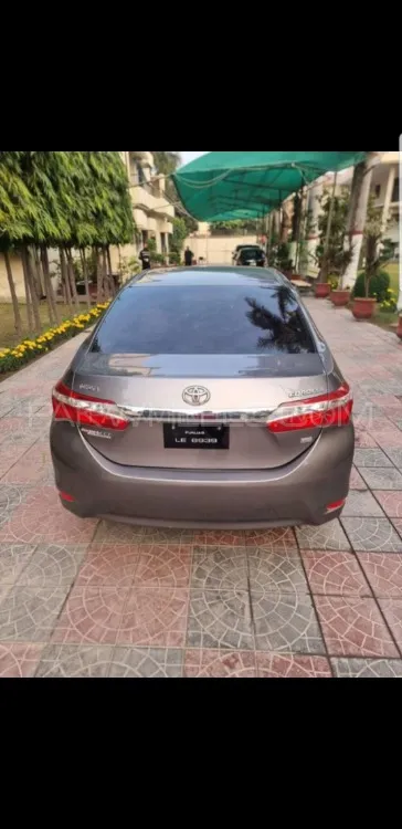 Toyota Corolla 2015 for Sale in Gujranwala Image-1