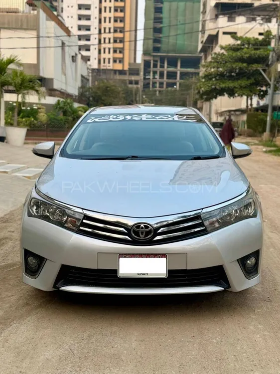 Toyota Corolla 2016 for Sale in Karachi Image-1