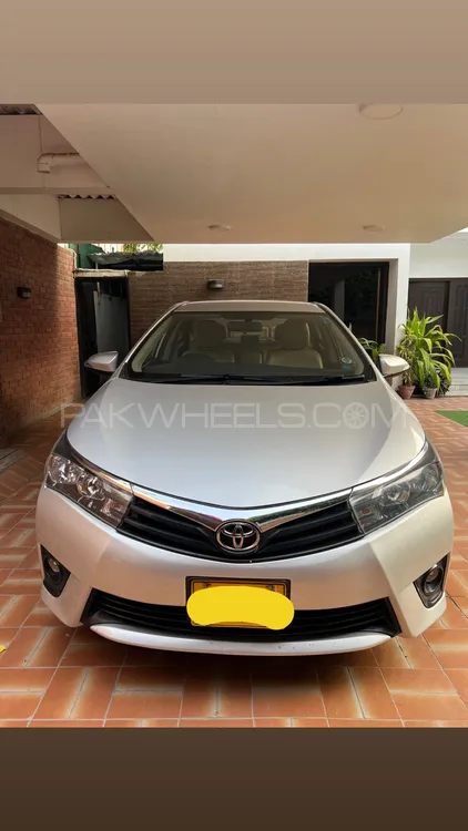 Toyota Corolla 2016 for Sale in Karachi Image-1