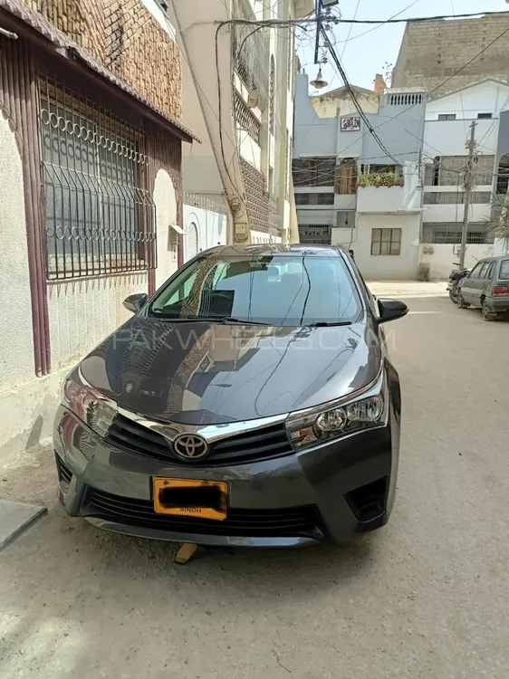 Toyota Corolla 2017 for Sale in Karachi Image-1