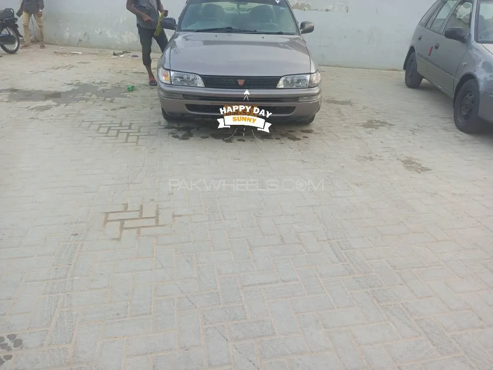 Toyota Corolla 2001 for Sale in Karachi Image-1