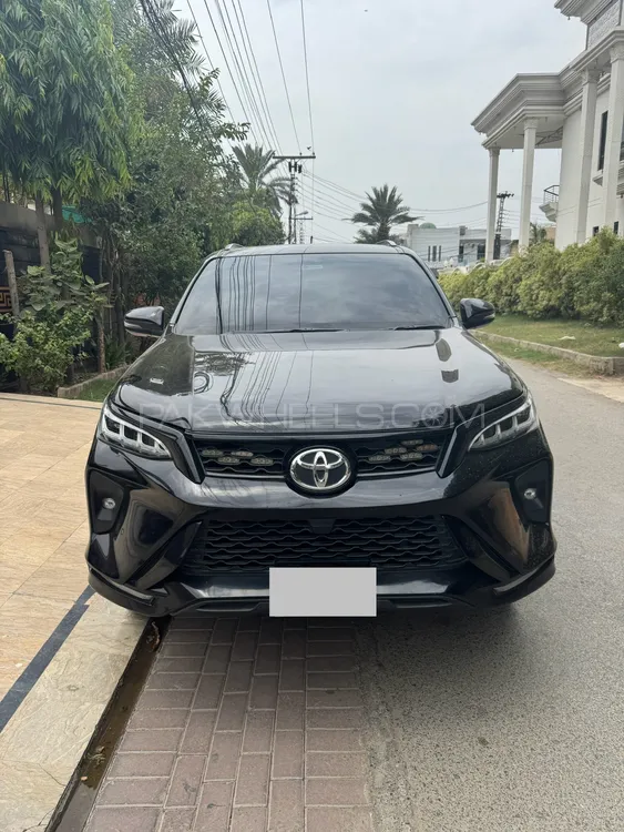 Toyota Fortuner 2022 for Sale in Lahore Image-1