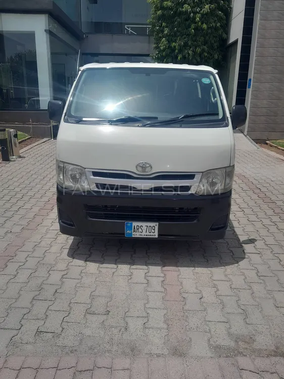 Toyota Hilux 2006 for Sale in Islamabad Image-1