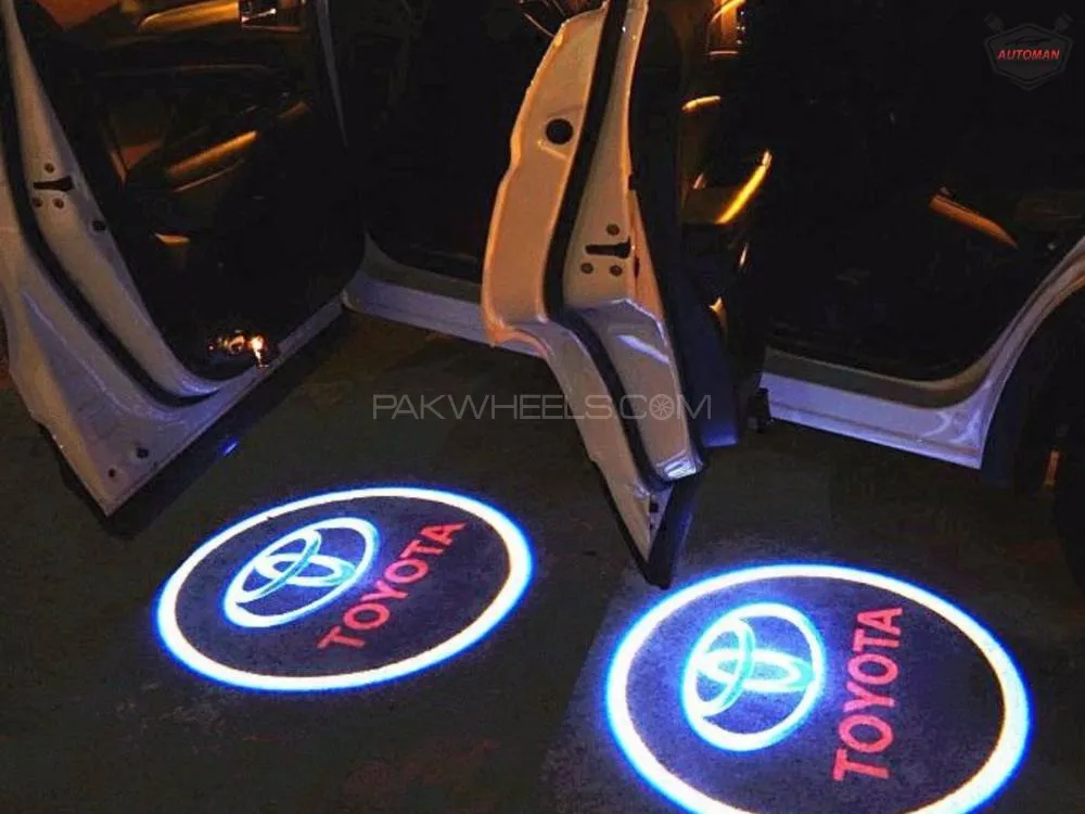 Toyota Logo Light Image-1