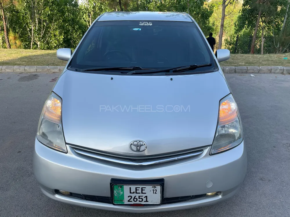Toyota Prius 2007 for Sale in Islamabad Image-1