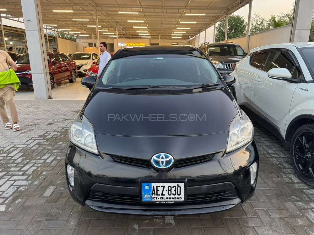 Toyota Prius 2014 for Sale in Peshawar Image-1