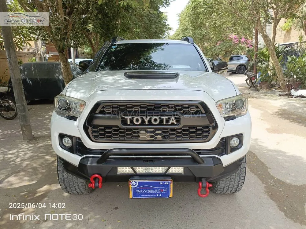 ٹویوٹا ٹاکوما 2018 for Sale in کراچی Image-1