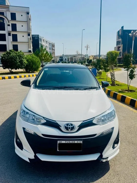 ٹویوٹا یارس سیڈان 2021 for Sale in لاہور Image-1