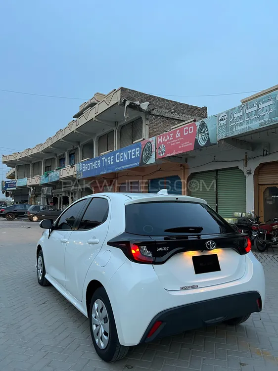Toyota Yaris Hatchback 2022 for Sale in Peshawar Image-1