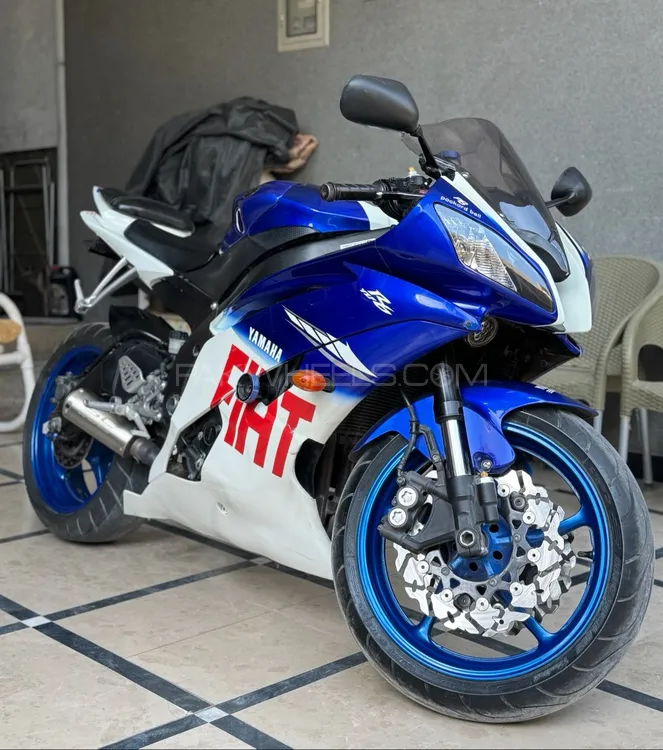 Yamaha YZF-R6 2010 for Sale Image-1