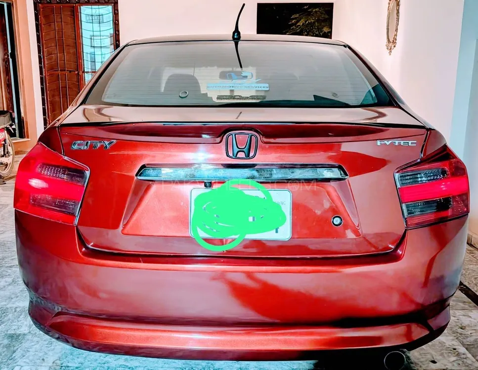 Honda City 2011 for Sale in Lahore Image-1