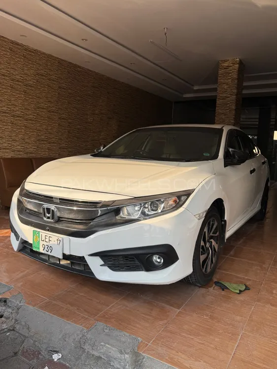Honda Civic 2017 for Sale in Lahore Image-1