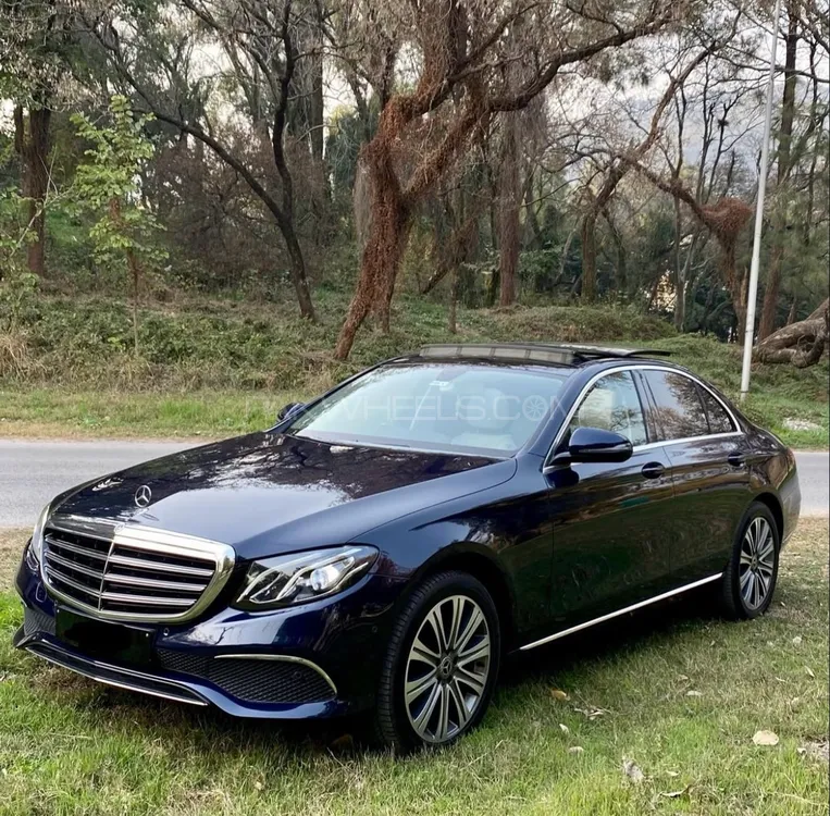 Mercedes Benz E Class 2018 for Sale in Islamabad Image-1