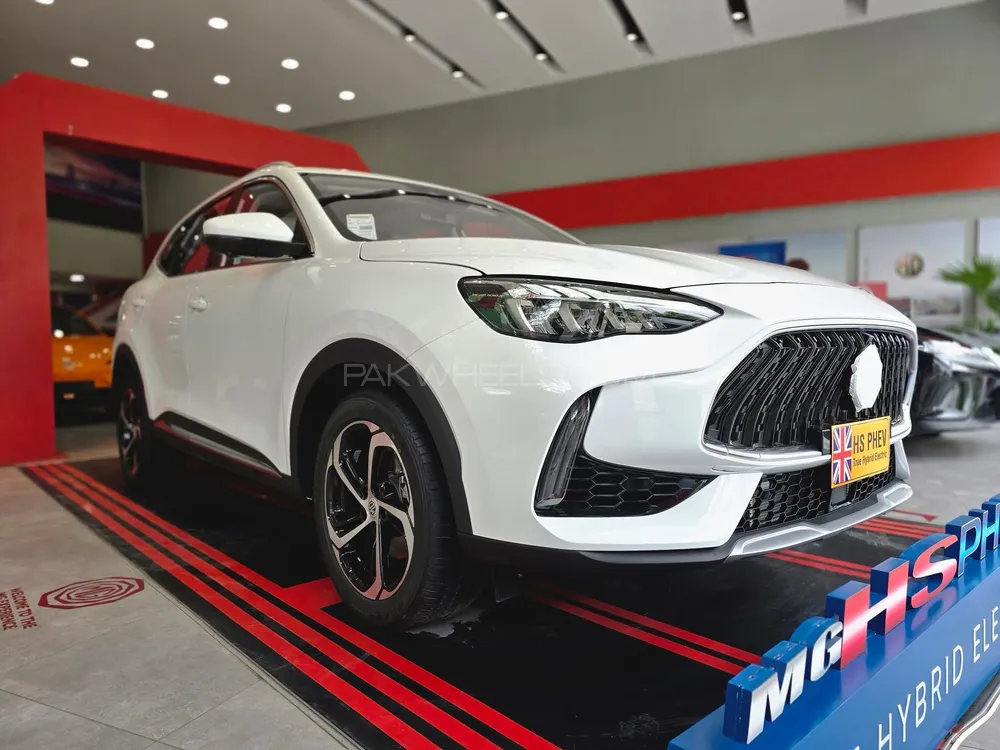 MG HS 2025 for Sale in Gujranwala Image-1