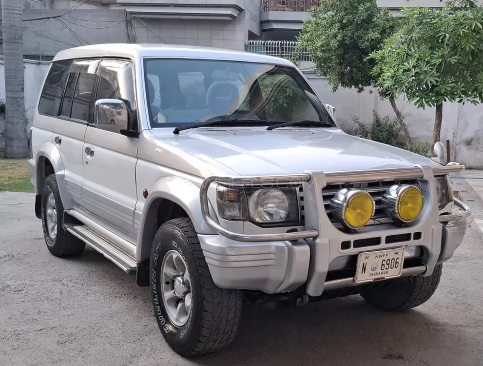 Mitsubishi Pajero 1990 for Sale in Gujranwala Image-1