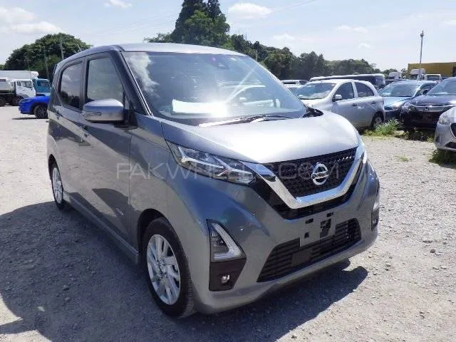 نسان ڈیز 2022 for Sale in لاہور Image-1
