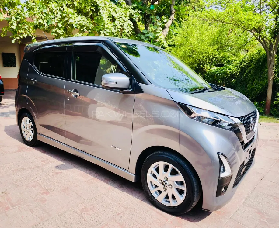 نسان ڈیز 2022 for Sale in لاہور Image-1
