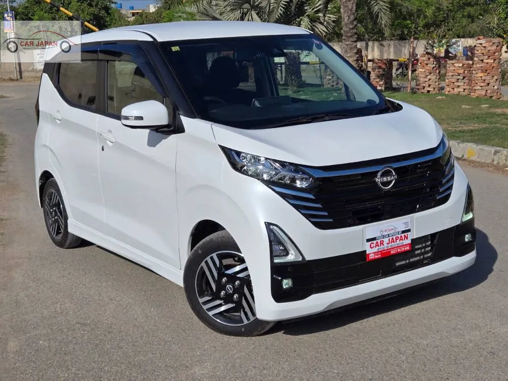 Nissan Dayz 2024 for Sale in Lahore Image-1