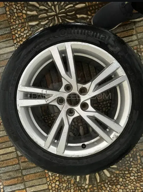 spare wheel 215/55 R17 only 1 rim/tyre Image-1