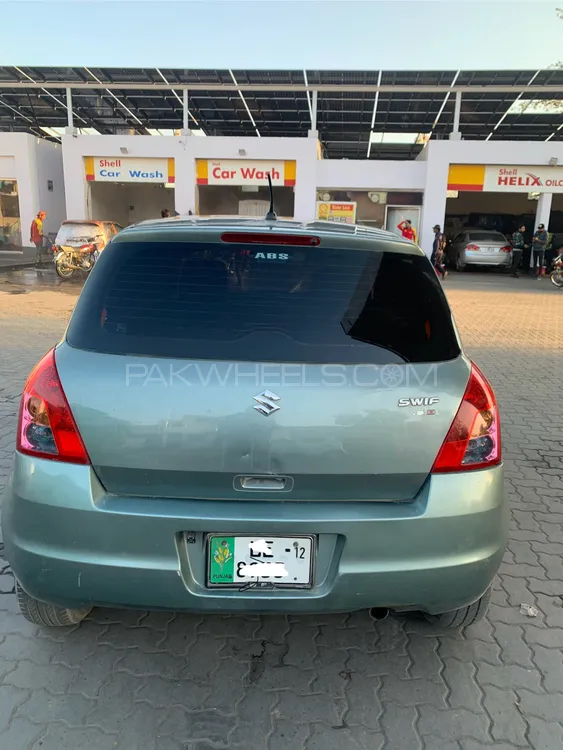 Suzuki Swift 2012 for Sale in Gujranwala Image-1