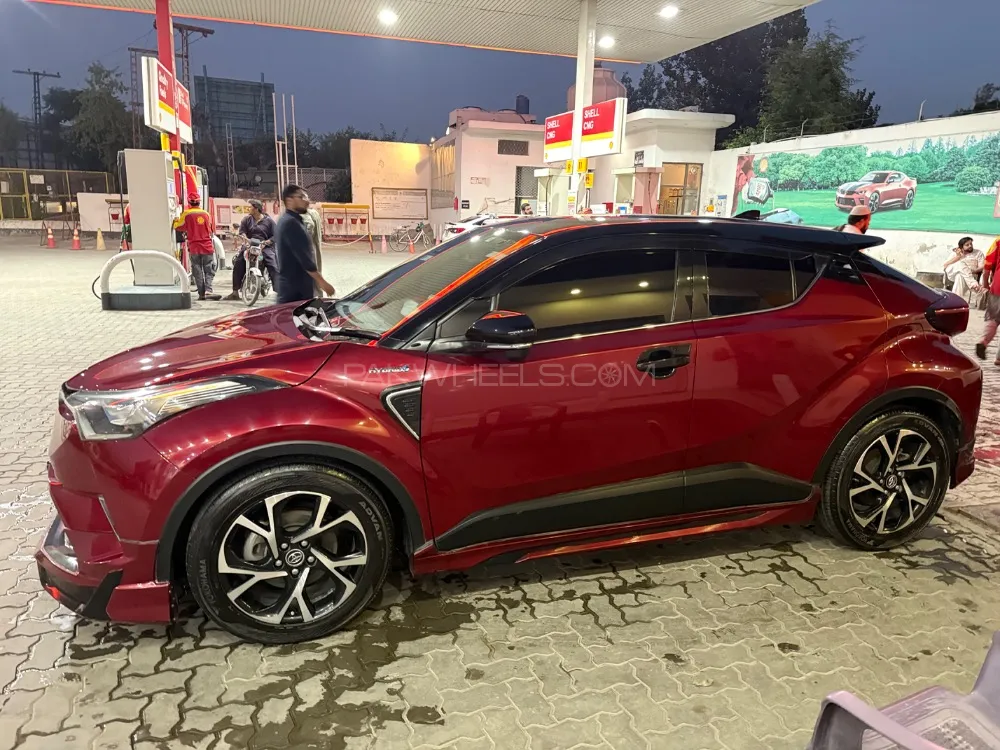 ٹویوٹا سی-ایچ آر 2018 for Sale in پشاور Image-1