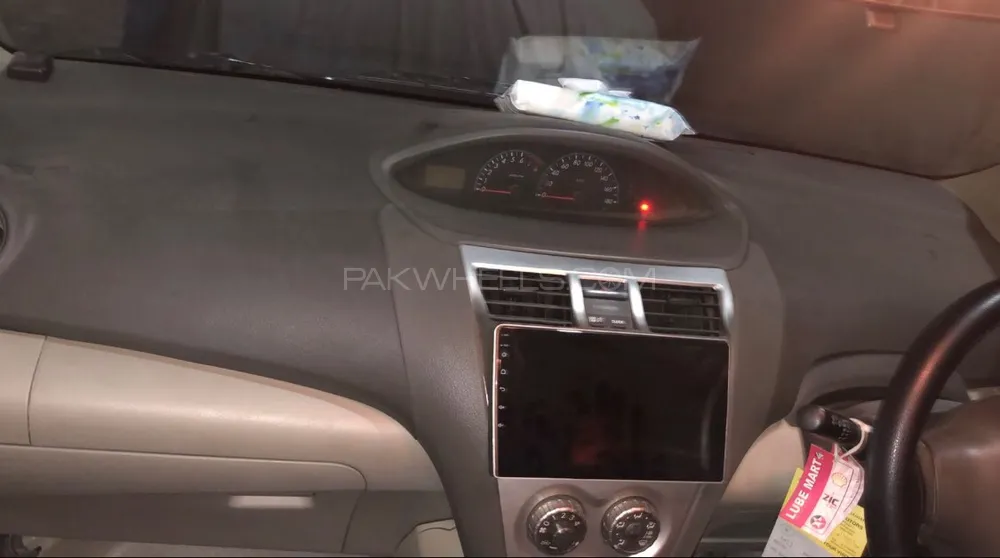 Toyota Corolla 2012 for Sale in Karachi Image-1